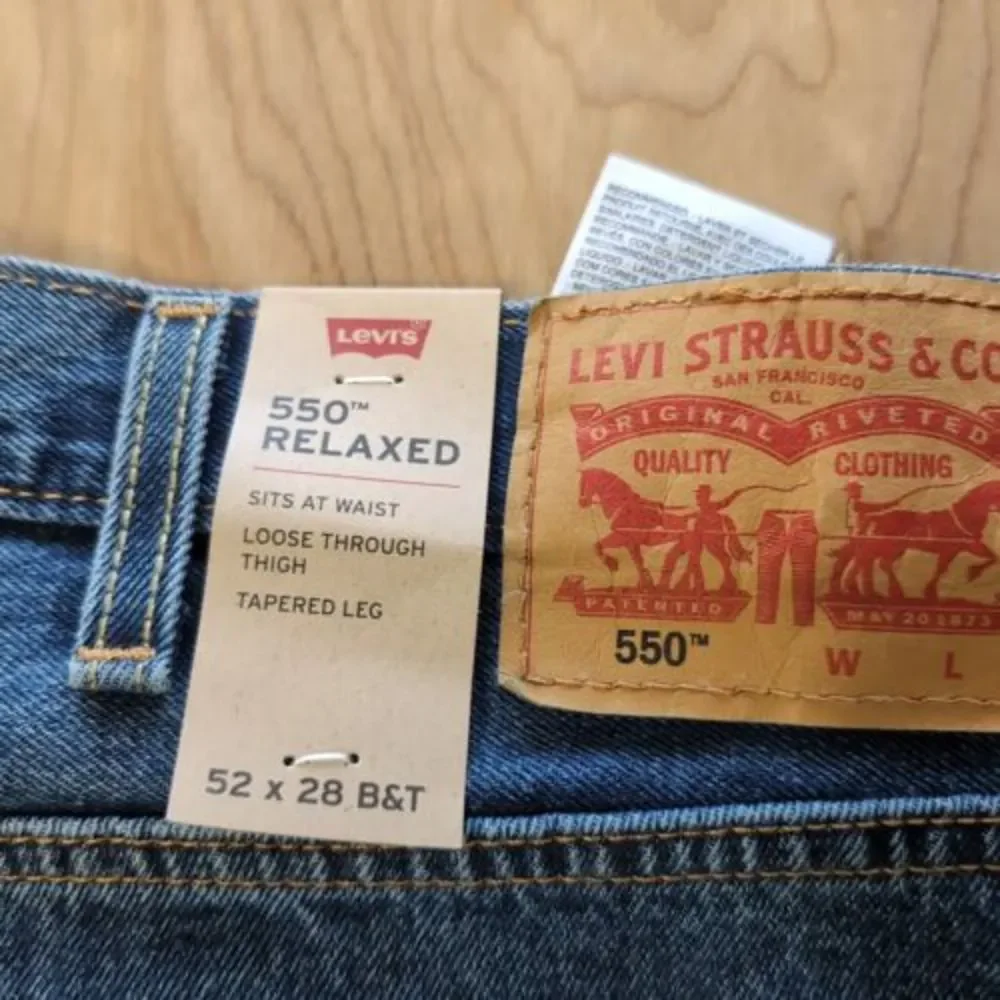 Levi Strauss 550 Men's Big/Tall 52 x 28 Relaxed Fit Tapered Leg Jeans‎ NWT!